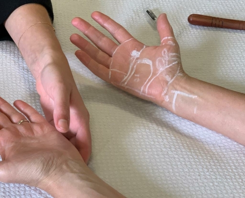 Formation en réflexologie palmaire - Repère des zones réflexes des mains
